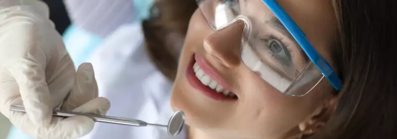 Learndirect - How to Become a Dental Nurse in a Hospital Setting - Oral Health - Dental photography - Dental nursing - Dental nurse - Dental nursing assistant - NEBDN 