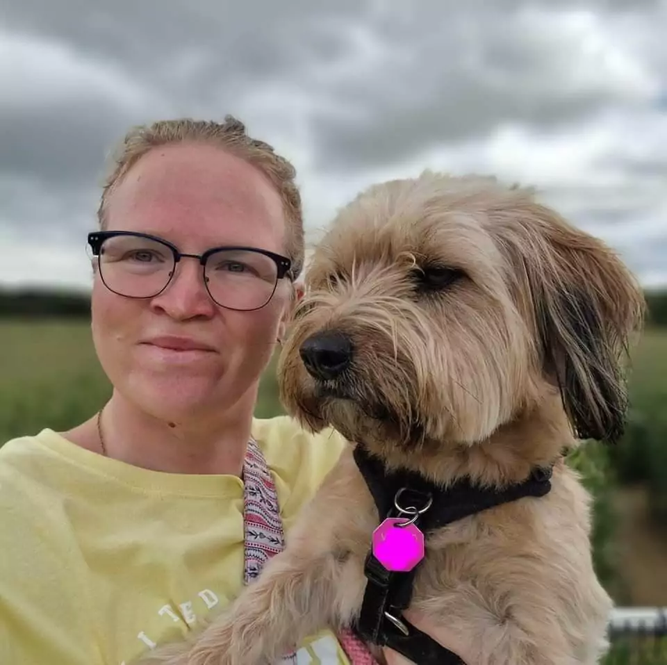Donna’s Story: A Journey of Canine Care and Personal Growth (donna-canine-behaviour-1-6644bb50a82c0.webp)
