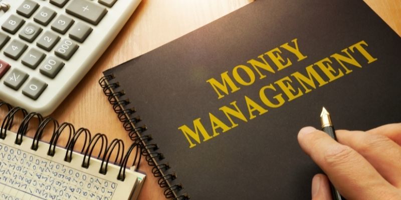 Learn how to manage your money this year