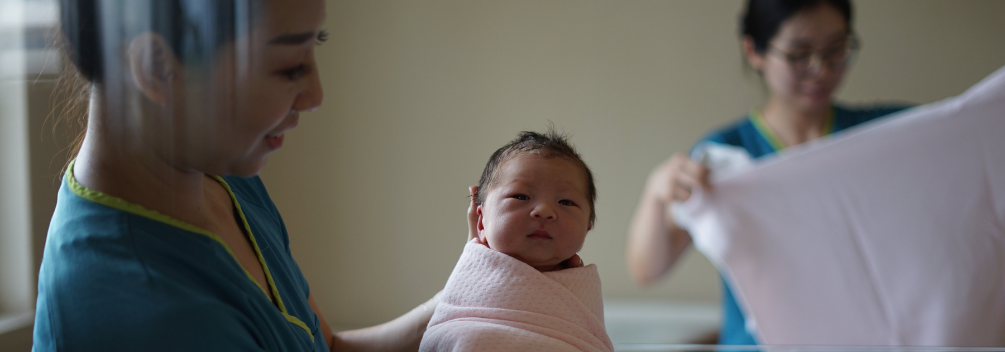 The Benefits of Becoming a Midwife